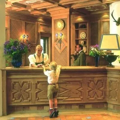 Zur Tenne Отель 4*